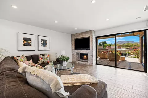 48952 Canyon Crest Ln, Palm Desert, CA 92260