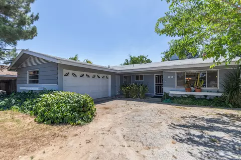 1133 Kingswell Ave, Banning, CA 92220