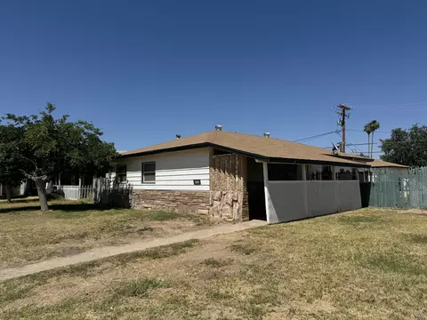 300 N Lovekin Blvd, Blythe, CA 92225