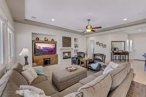 Living - 43840 Salpare Pl, Indio, CA 92203 photo 3 of 4