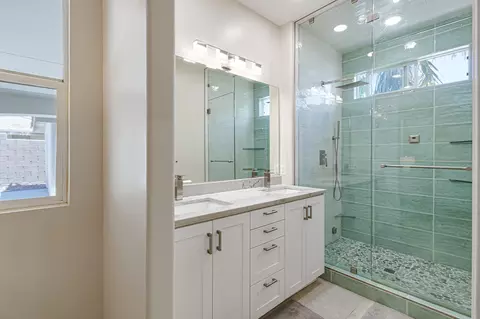 Bath - 80778 Mountain Mesa Dr, Indio, CA 92201 photo 1 of 2