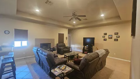 1269 Flame Ave, Thermal, CA 92274 photo 7
