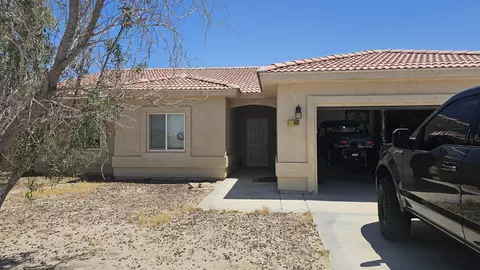 1269 Flame Ave, Thermal, CA 92274