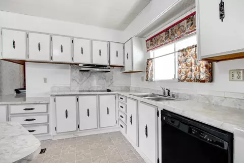 41 Panorama Dr, Thermal, CA 92274 photo 9