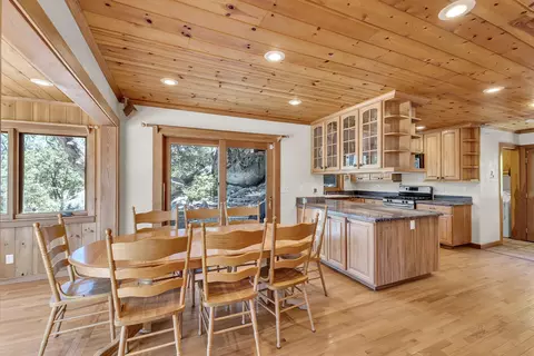 Dining - 53655 Double View Dr, Idyllwild, CA 92549 photo 2 of 4