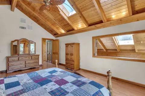 Bedroom - 53655 Double View Dr, Idyllwild, CA 92549 photo 5 of 7