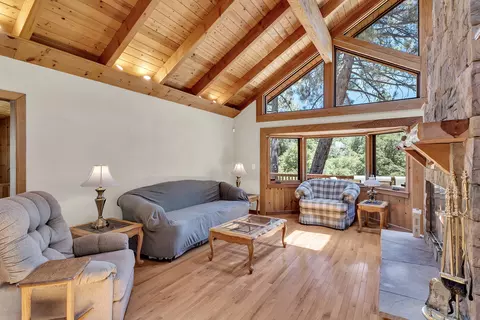 Living - 53655 Double View Dr, Idyllwild, CA 92549 photo 2 of 4