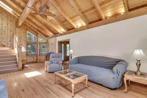 Living - 53655 Double View Dr, Idyllwild, CA 92549 photo 3 of 4