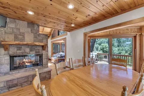 Dining - 53655 Double View Dr, Idyllwild, CA 92549 photo 4 of 4