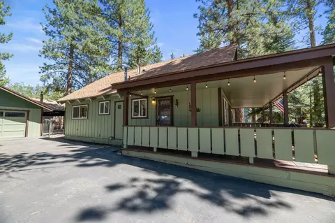 Exterior - 416 Dorset Dr, Big Bear City, CA 92314 photo 9 of 13
