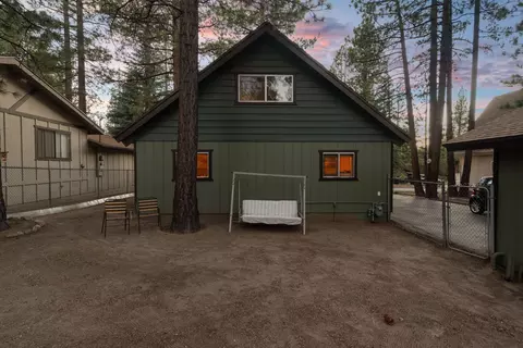 Exterior - 416 Dorset Dr, Big Bear City, CA 92314 photo 4 of 13