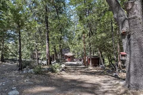24860 Upper Rim Rock Rd, Idyllwild, CA 92549