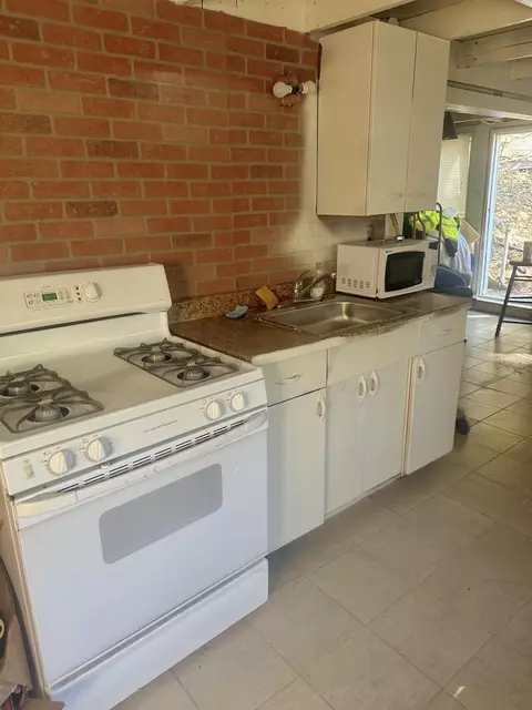 Kitchen - 29335 Pine Dr, Cedar Glen, CA 92321 photo 4 of 4