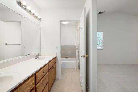 Entry Way - 57146 Millstone Dr, Yucca Valley, CA 92284 photo 2 of 2