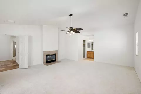 Living - 57146 Millstone Dr, Yucca Valley, CA 92284 photo 6 of 6