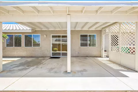Exterior - 57146 Millstone Dr, Yucca Valley, CA 92284 photo 6 of 8