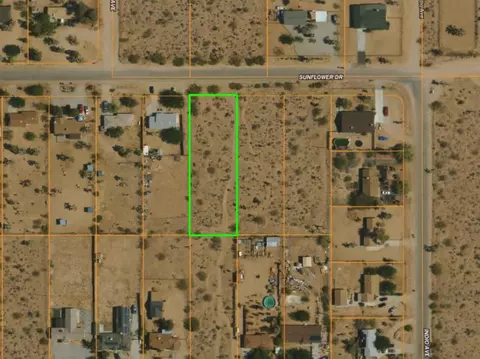 219 Sunflower Dr, Yucca Valley, CA 92284