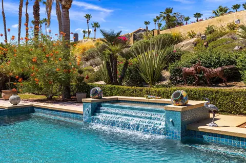 73097 Galleria Ct, Palm Desert, CA 92260