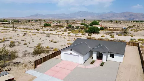 2845 Gram Dr, Thermal, CA 92274 photo 2
