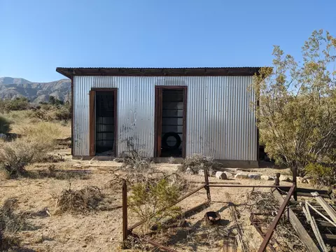 51150 Mecca Rd, Morongo Valley, CA 92256