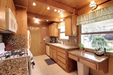 205 Whipple Dr, Big Bear City, CA 92314 photo 16