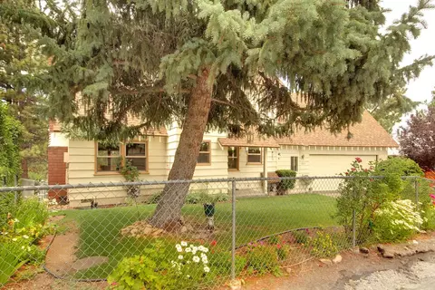 205 Whipple Dr, Big Bear City, CA 92314 photo 2