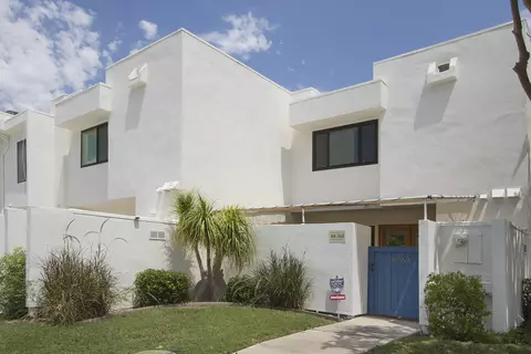 48768 S Desert Flower Dr, Palm Desert, CA 92260
