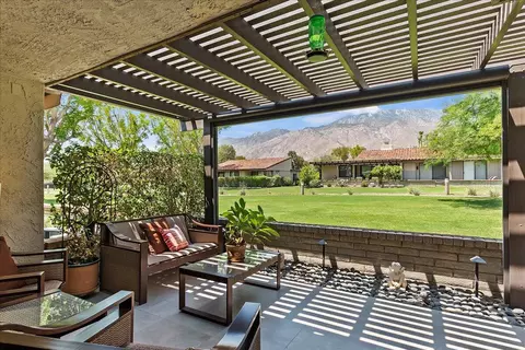 1349 Campeon Cir, Palm Springs, CA 92262