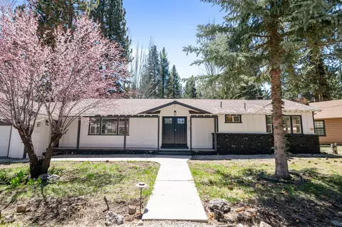 41647 Brownie Ln, Big Bear Lake, CA 92315