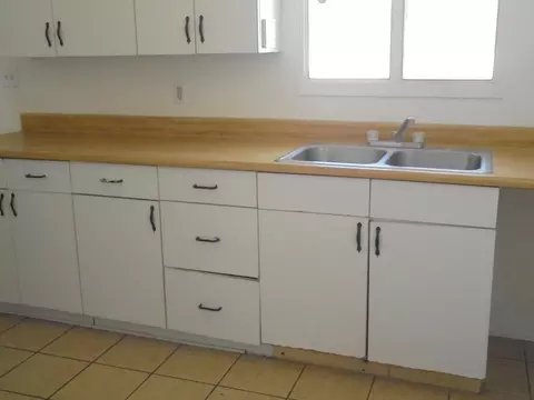 Kitchen - 451 S 6th St, Blythe, CA 92225 photo 2 of 4