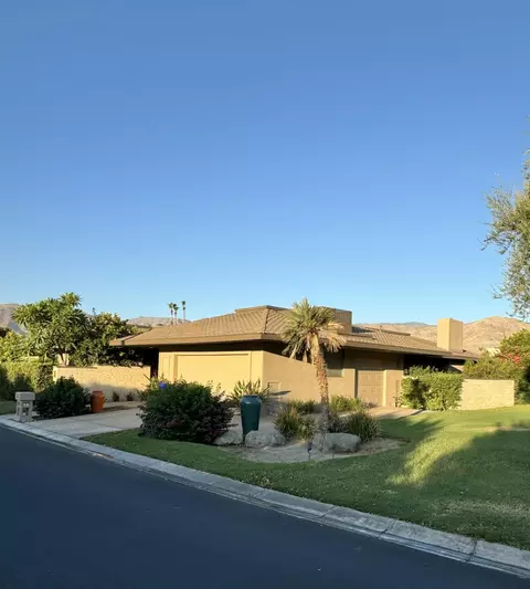 2 Colgate Dr, Rancho Mirage, CA 92270
