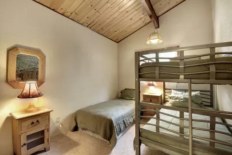 835 Maple Ln, Sugarloaf, CA 92386 photo 19