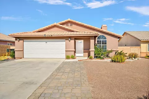 13156 La Mesa Dr, Desert Hot Springs, CA 92240