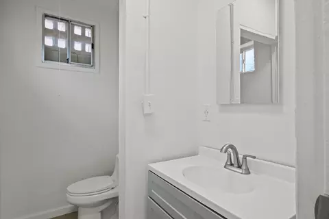 Bath - 1506 3rd St, Coachella, CA 92236 photo 1 of 2