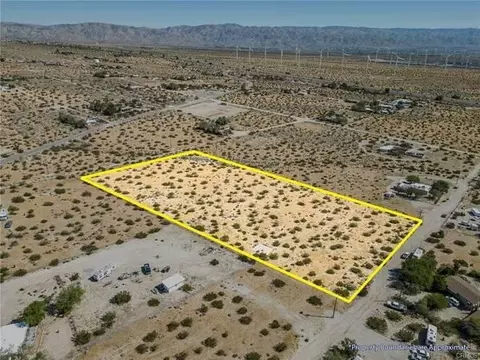 01 Sunrise Rd, Whitewater, CA 92282