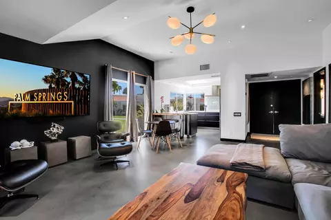 6062 Hazeltine Plz, Palm Springs, CA 92264