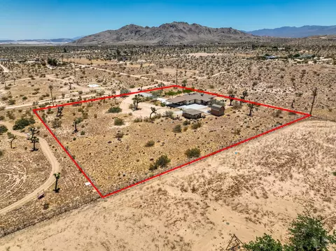 View/Area - 3434 Inez Ave, Yucca Valley, CA 92284 photo 1 of 13