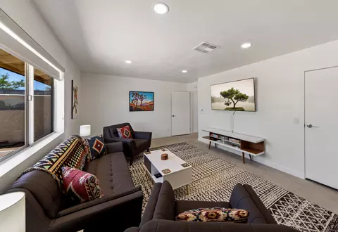 Living - 3434 Inez Ave, Yucca Valley, CA 92284 photo 3 of 3