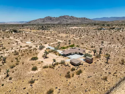 View/Area - 3434 Inez Ave, Yucca Valley, CA 92284 photo 10 of 13