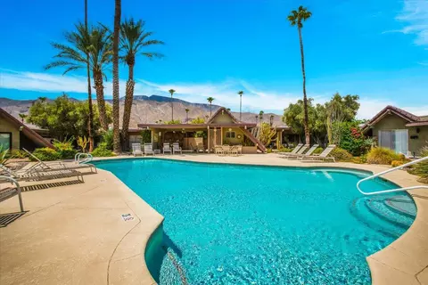 1815 E Tachevah Dr, Palm Springs, CA 92262