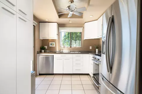 48265 Racquet Ln, Palm Desert, CA 92260