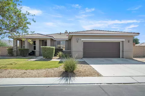 37816 Avon St, Indio, CA 92203 photo 2