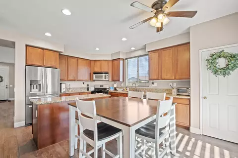 37816 Avon St, Indio, CA 92203 photo 8
