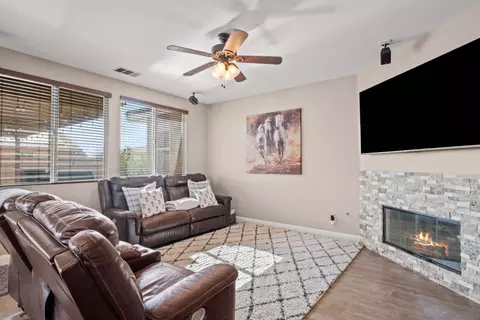 37816 Avon St, Indio, CA 92203 photo 14