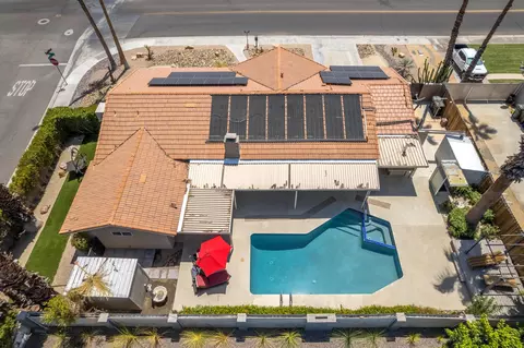 2996 E Sonora Rd, Palm Springs, CA 92264