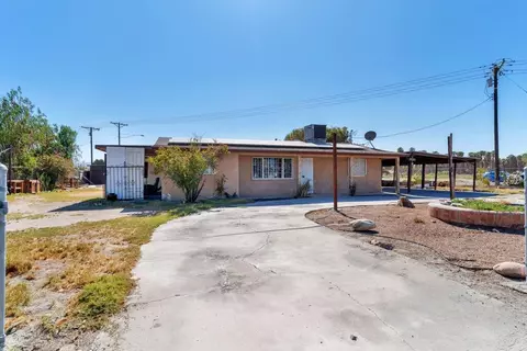 56450 Olive St, Thermal, CA 92274