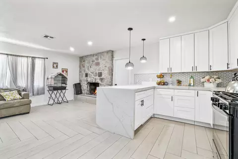 19530 Tumbleweed Trl, Desert Hot Springs, CA 92241