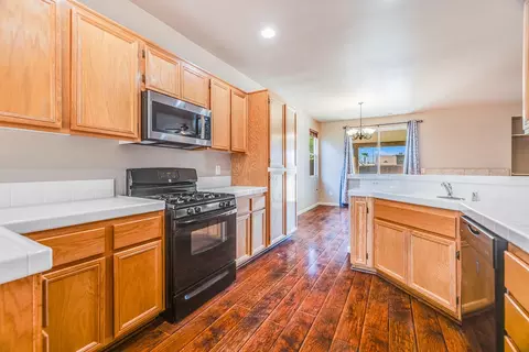 Kitchen - 80733 Canyon Trl, Indio, CA 92201 photo 1 of 2