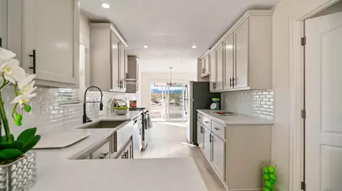 63371 S 4th St, Joshua Tree, CA 92252