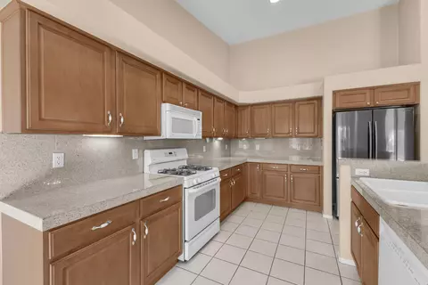 48690 Hepburn Dr, Indio, CA 92201 photo 13